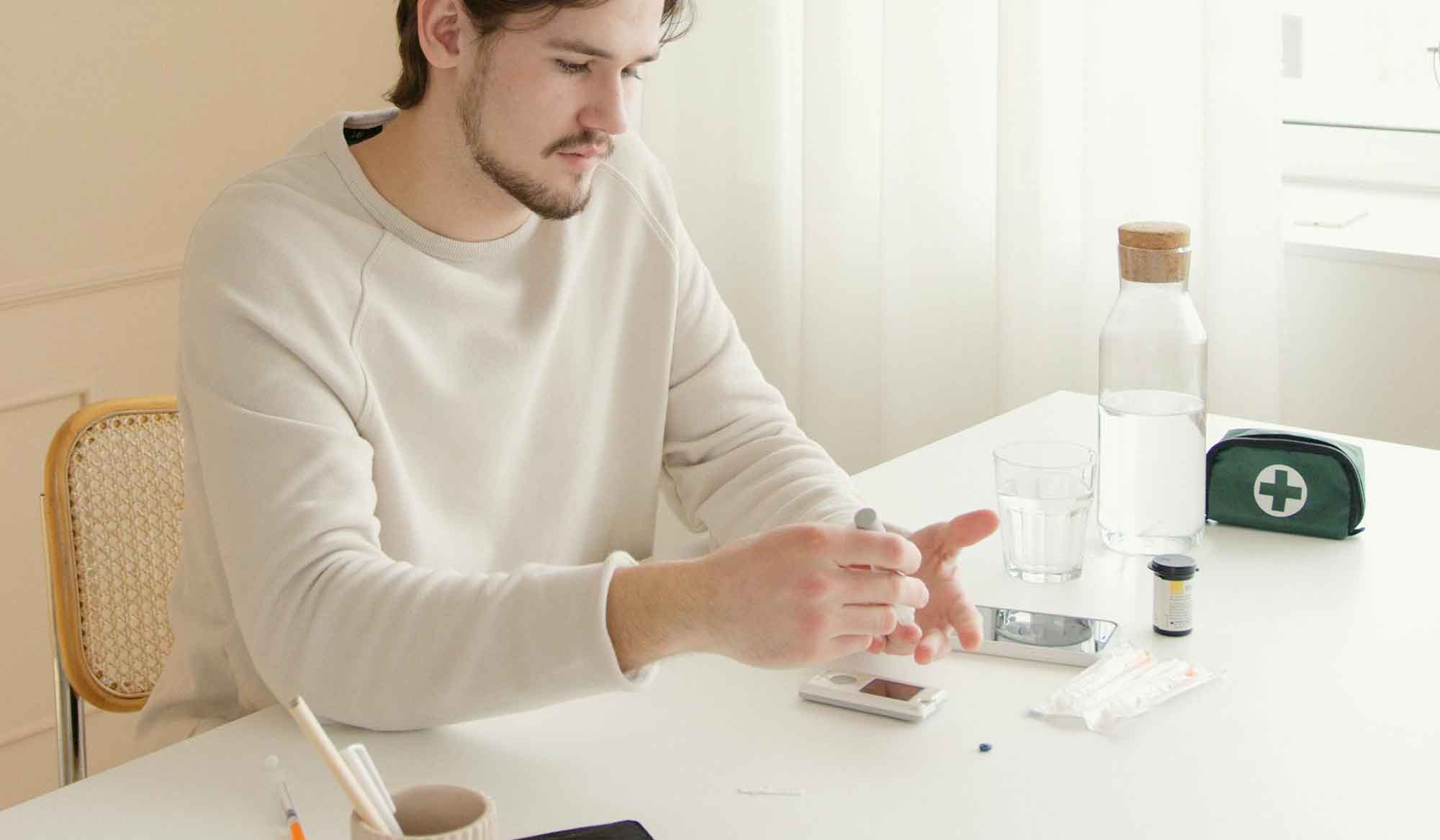 at home blood tests – why you should see a phlebotomist